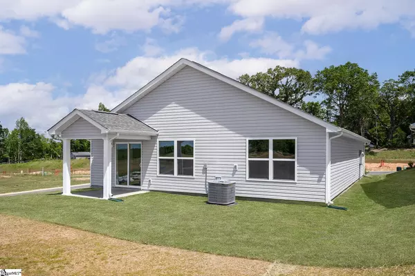 Moore, SC 29369,1073 Mossy Oak Drive
