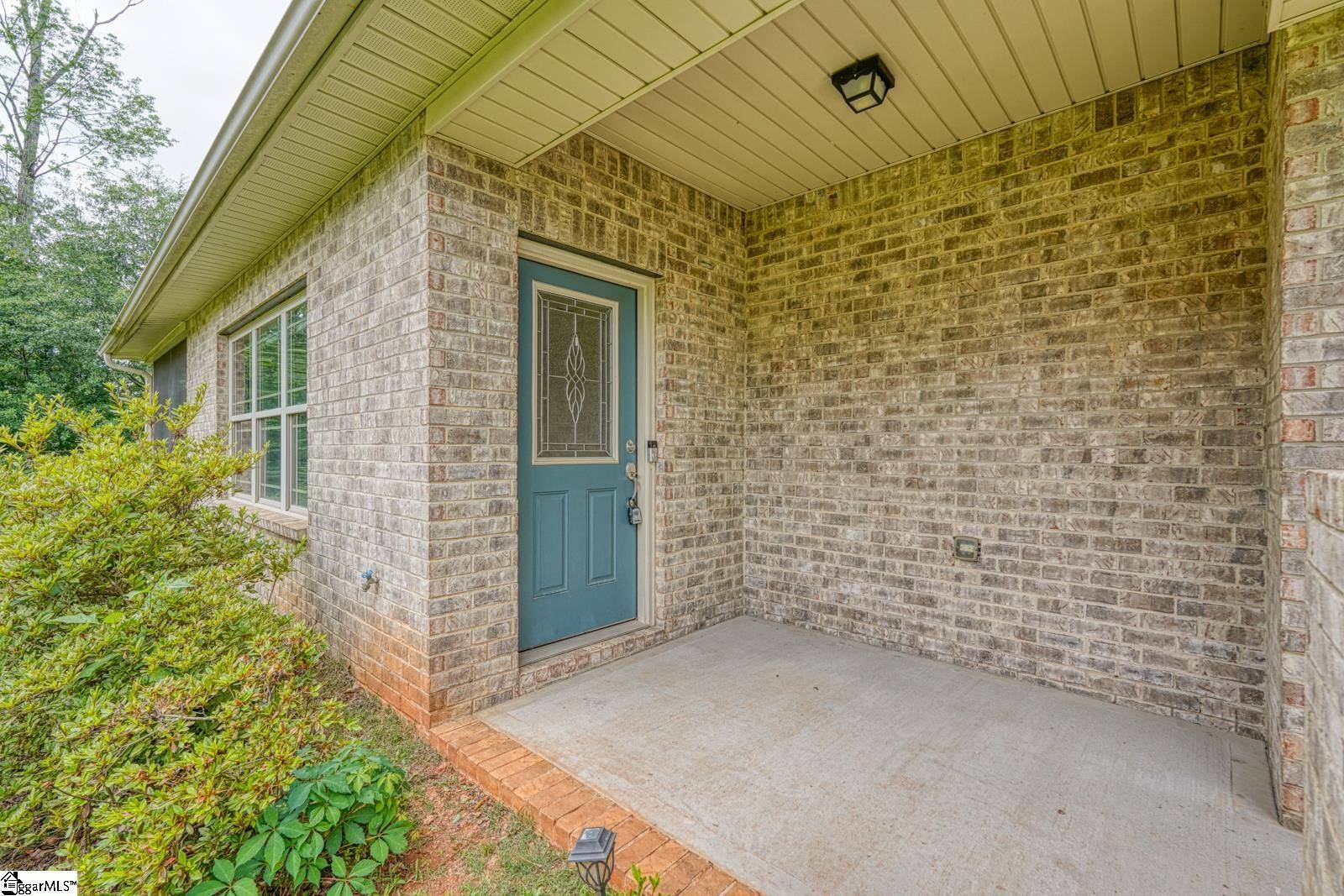 Roebuck, SC 29376,687 W Heatherstone Lane