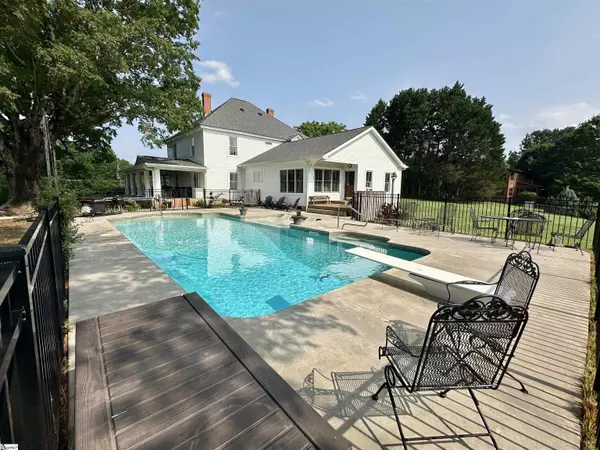 Taylors, SC 29687,251 W McElhaney Road