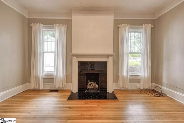 Spartanburg, SC 29302,231 N Fairview Avenue