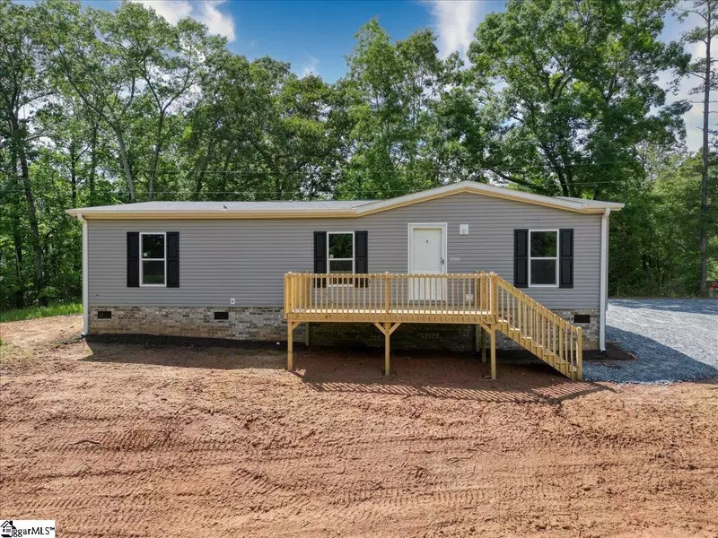 266 Hunting Hollow Road, Six Mile, SC 29682