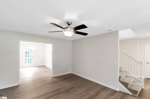 Taylors, SC 29687,4 Dade Court