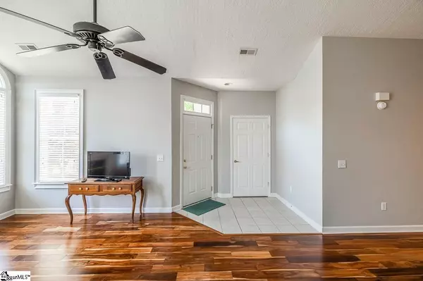 Simpsonville, SC 29681,122 Fudora Circle