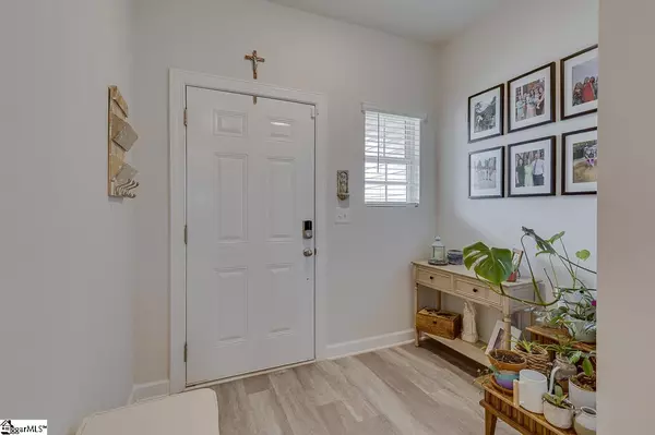 Greenville, SC 29617,404 Hillrock Court