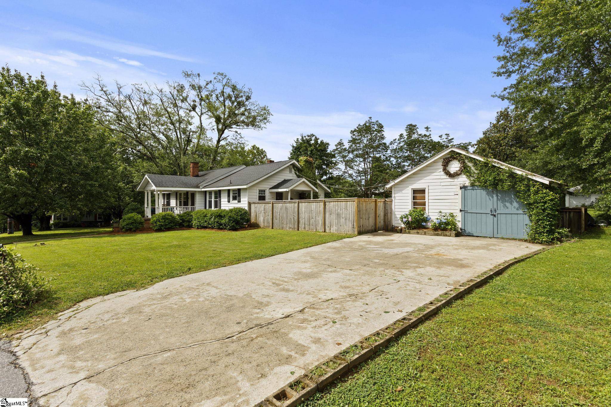 Greenville, SC 29607,10 Keith Drive