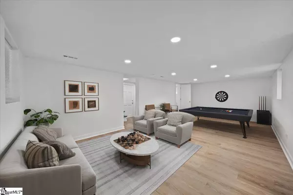 Greenville, SC 29607,304 Robin Hood Road