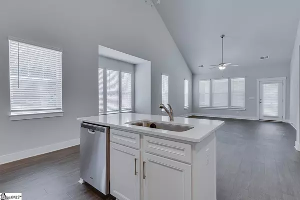 Taylors, SC 29687,40 Creekhaven Lane