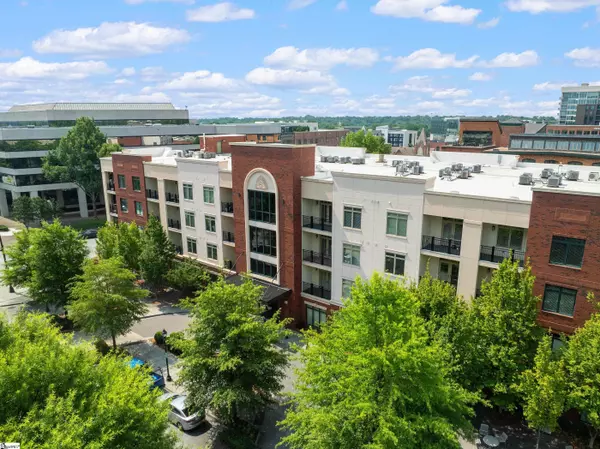 Greenville, SC 29601,98 E McBee Avenue