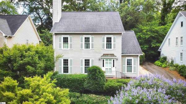 48 Oak Crest Court, Greenville, SC 29605