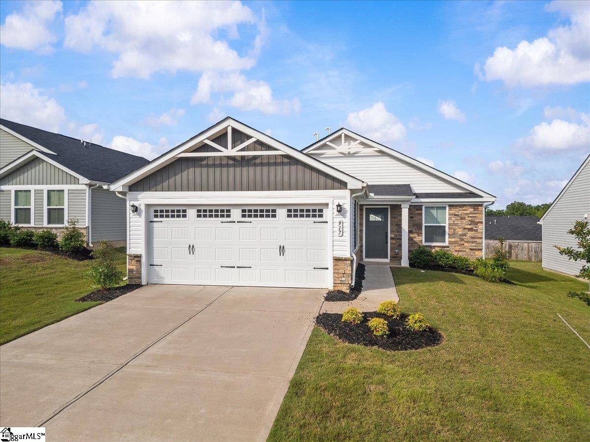 Spartanburg, SC 29302,917 Blue Willow Court