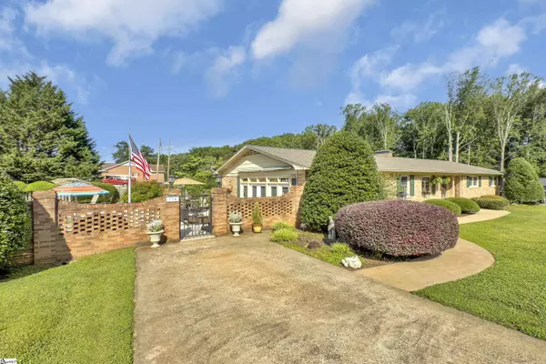 Wellford, SC 29385,135 James Avenue