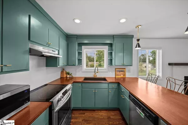 Taylors, SC 29687,111 Avon Drive