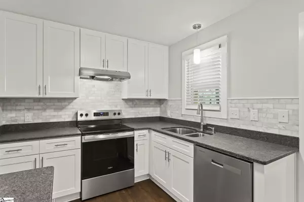 Greenville, SC 29617,9 Callahan Avenue