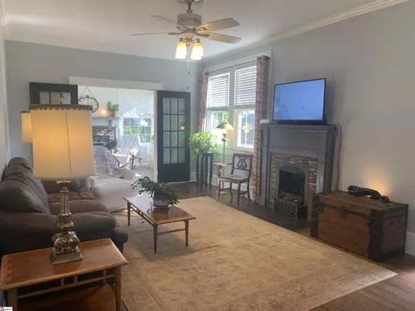 Easley, SC 29640,102 Highland Road