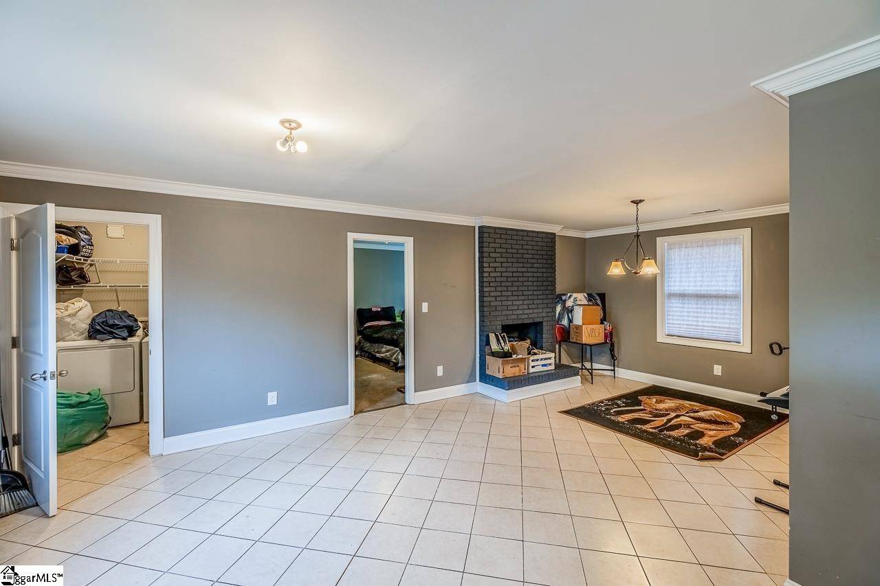 Gaffney, SC 29341,602 Marion Avenue