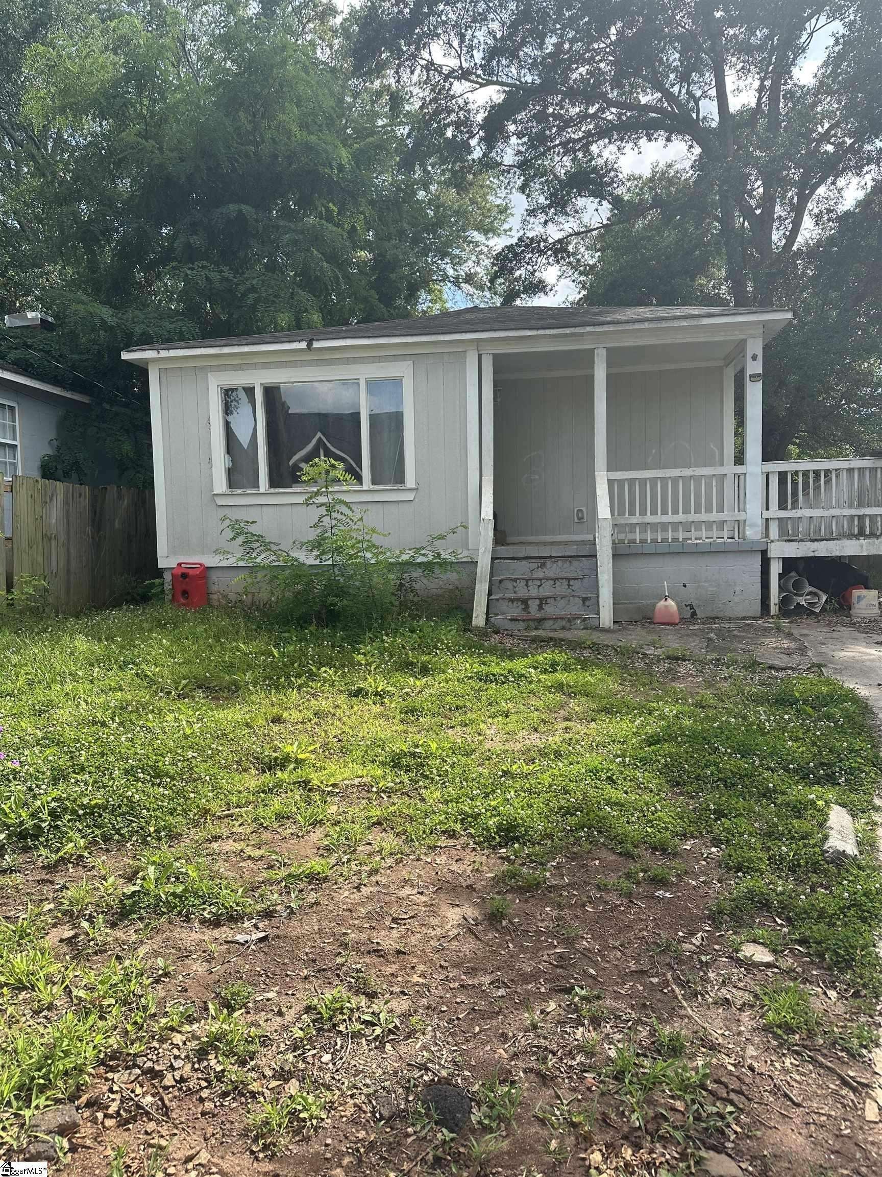 7 Hendricks Street, Greenville, SC 29607