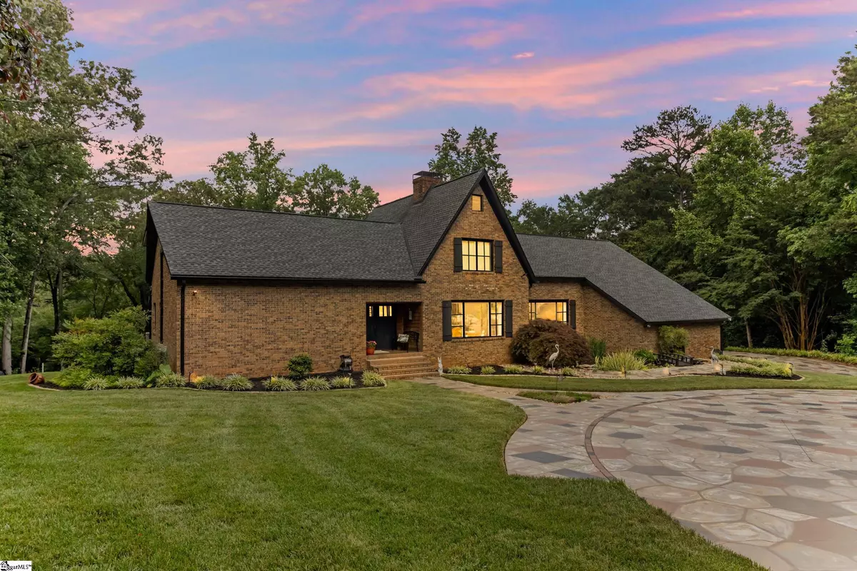 Moore, SC 29369,106 Riverbank Court