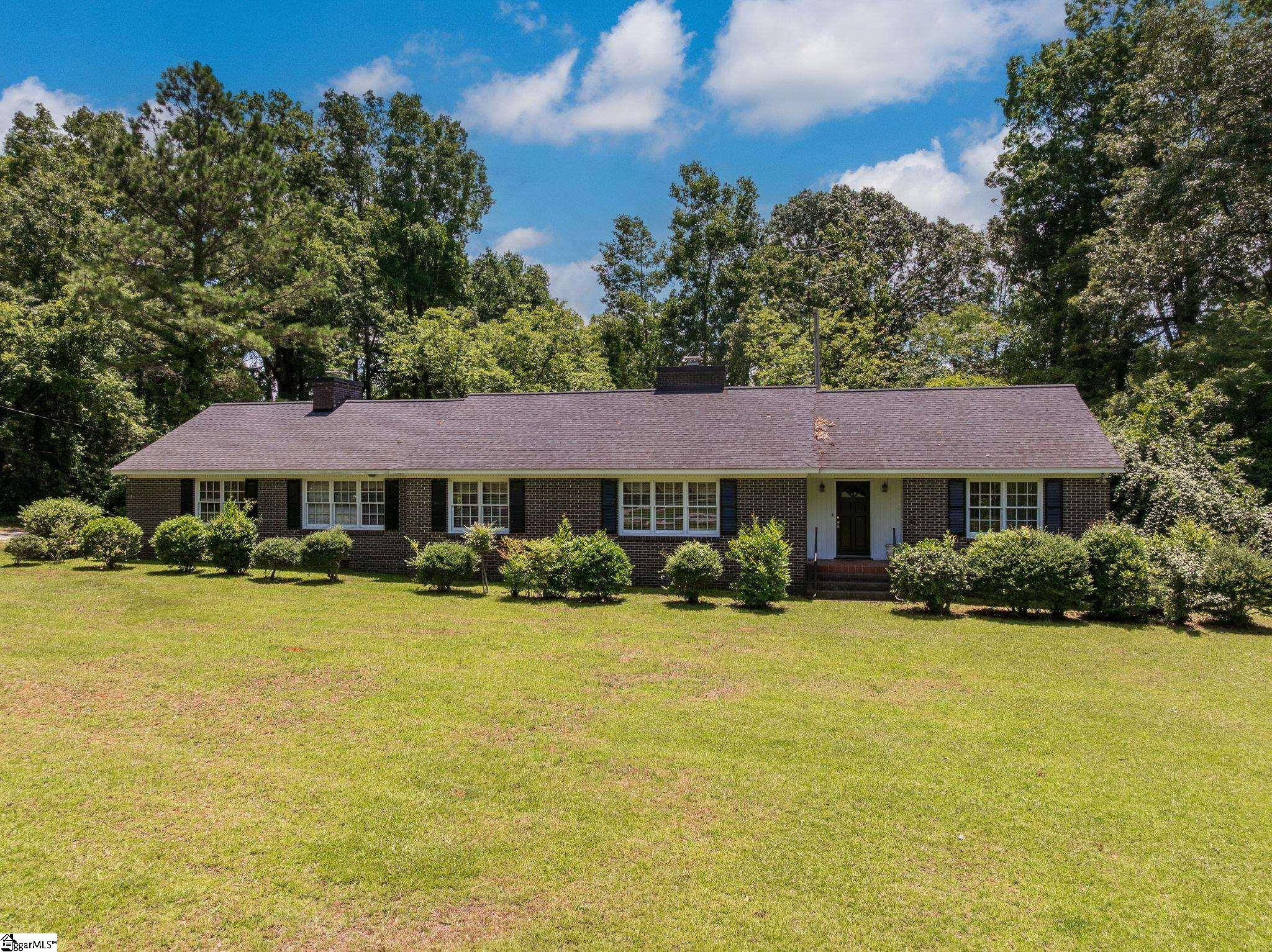 Clinton, SC 29325,114 York Street