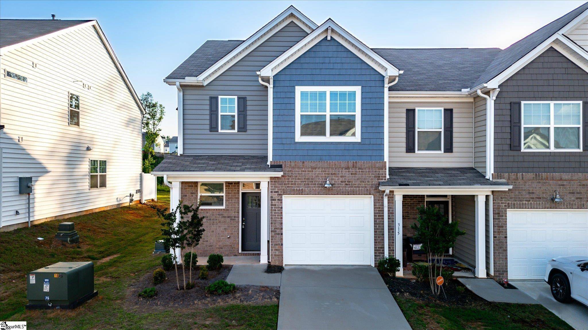 313 E Compass Way, Easley, SC 29640