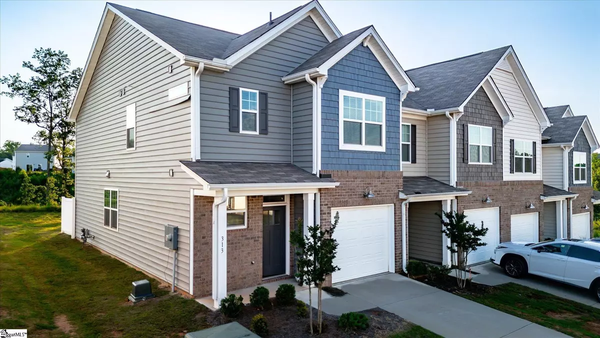 Easley, SC 29640,313 E Compass Way