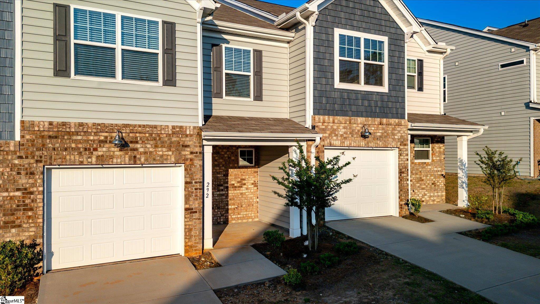 Easley, SC 29640,292 E Compass Way