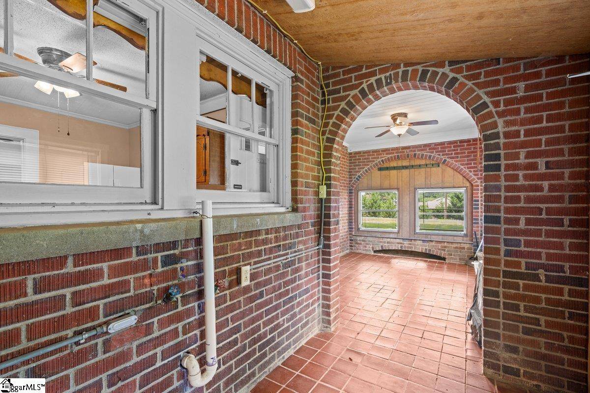 Chesnee, SC 29323,103 W Oconee Street
