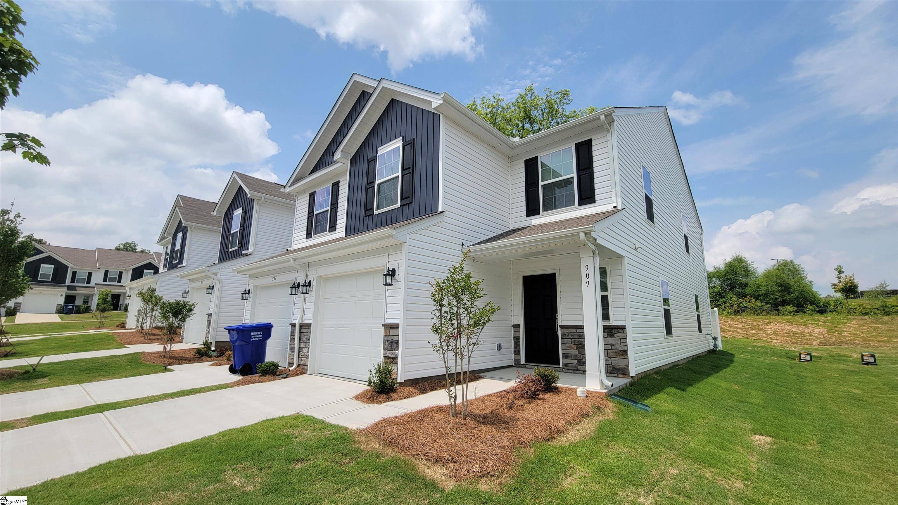 Reidville, SC 29375