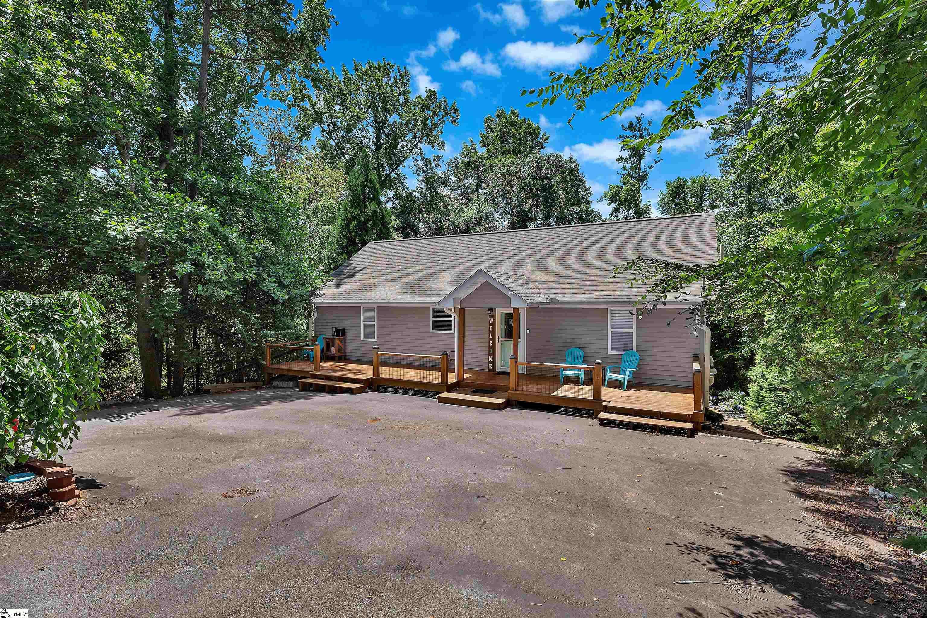 209 Stone River Drive, Fair Play, SC 29643