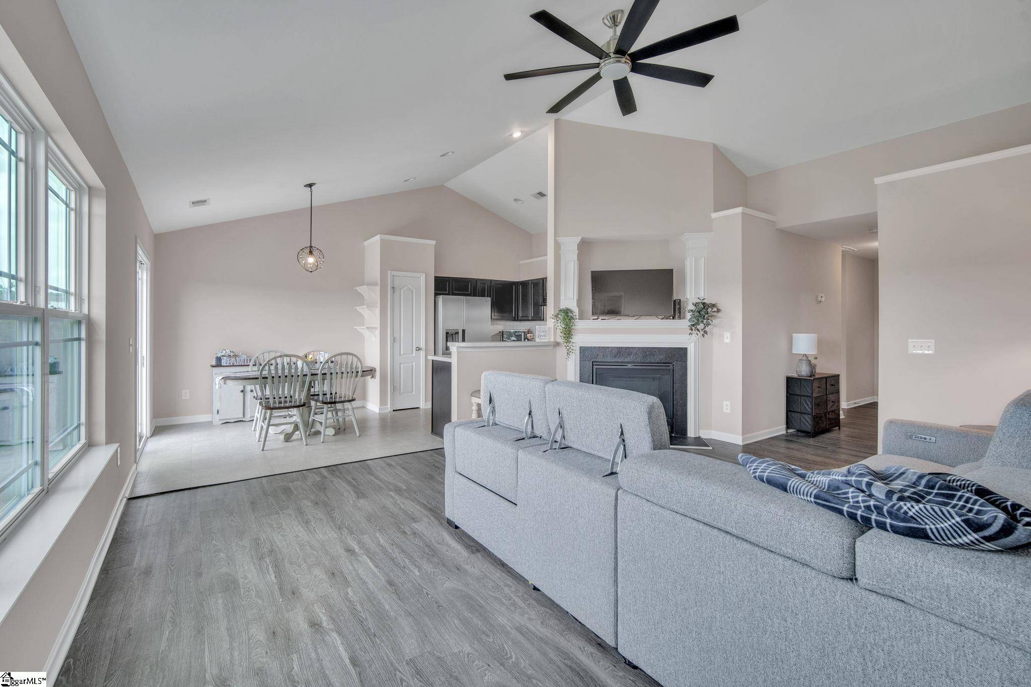 Easley, SC 29642,422 Basalt Court