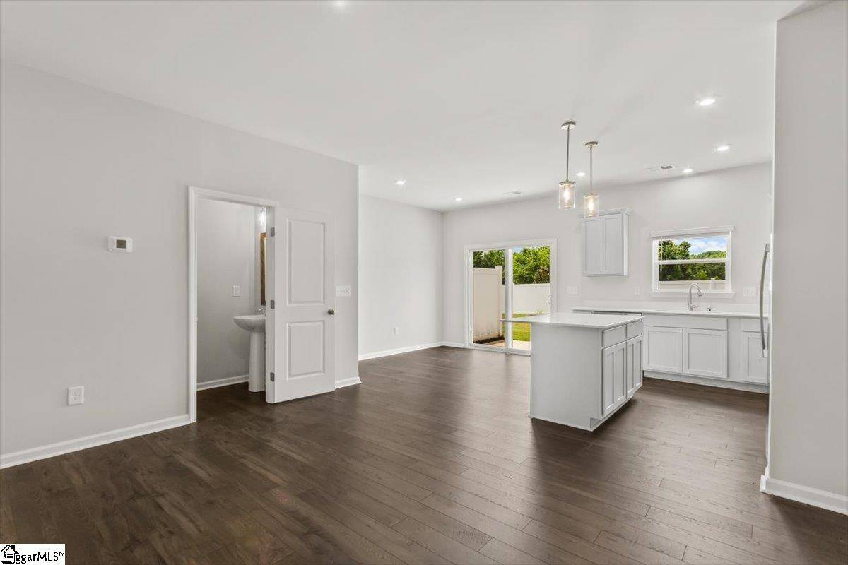 Greer, SC 29651,118 Randwick Lane