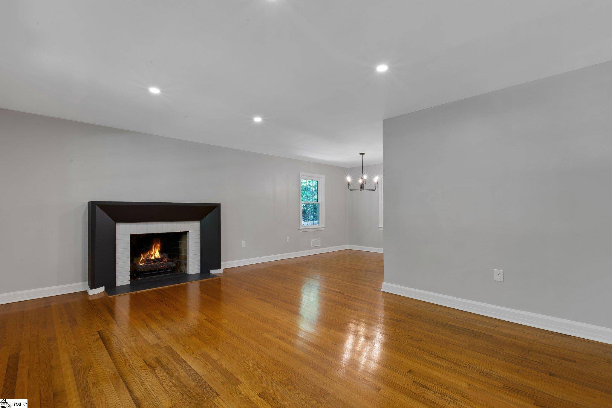 Greenville, SC 29615,10 Wildwood Road