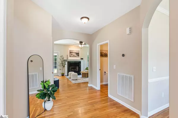 Simpsonville, SC 29681,204 Kaplan Court