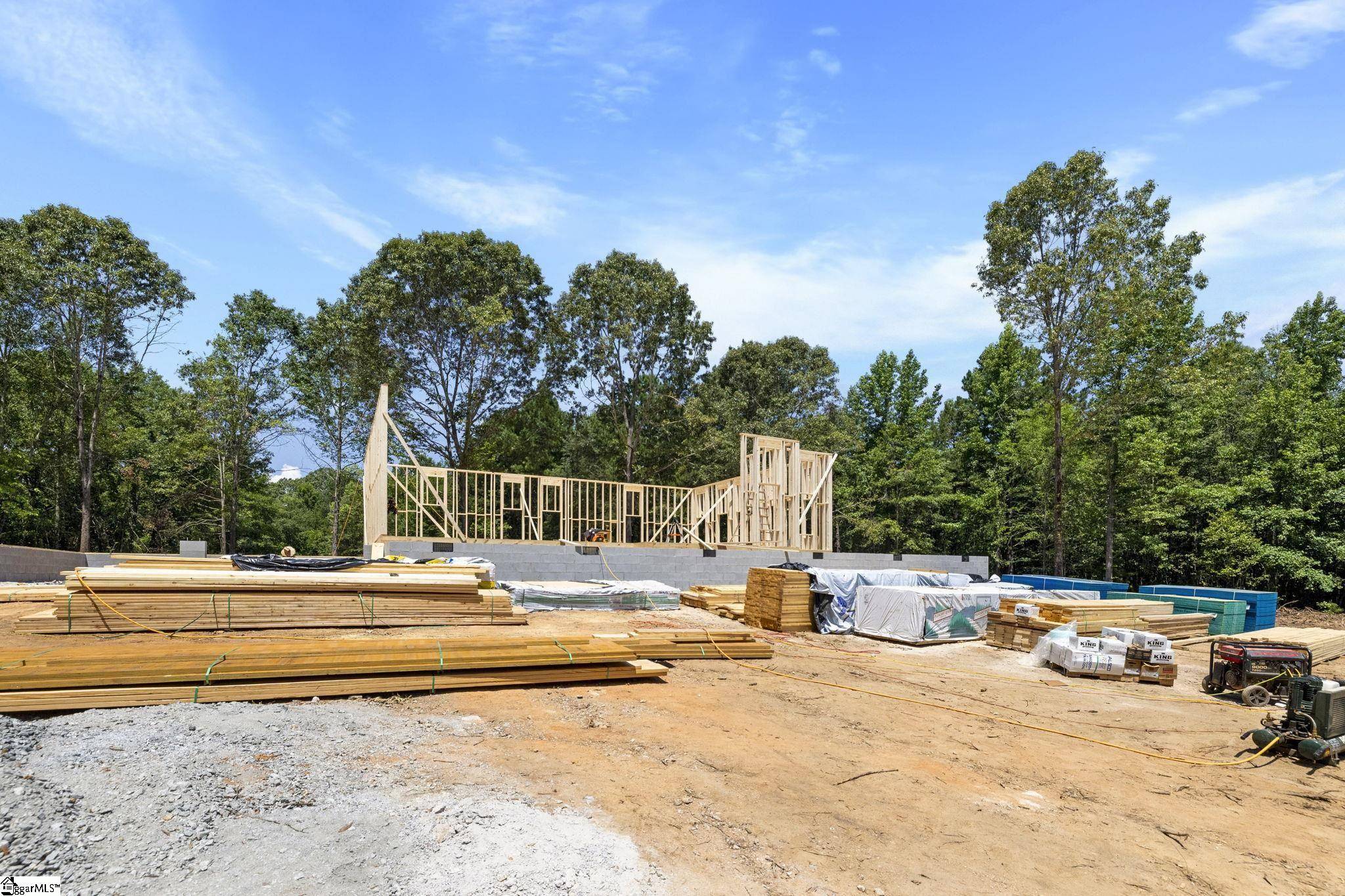 Gray Court, SC 29645,6025 Highway 101 N