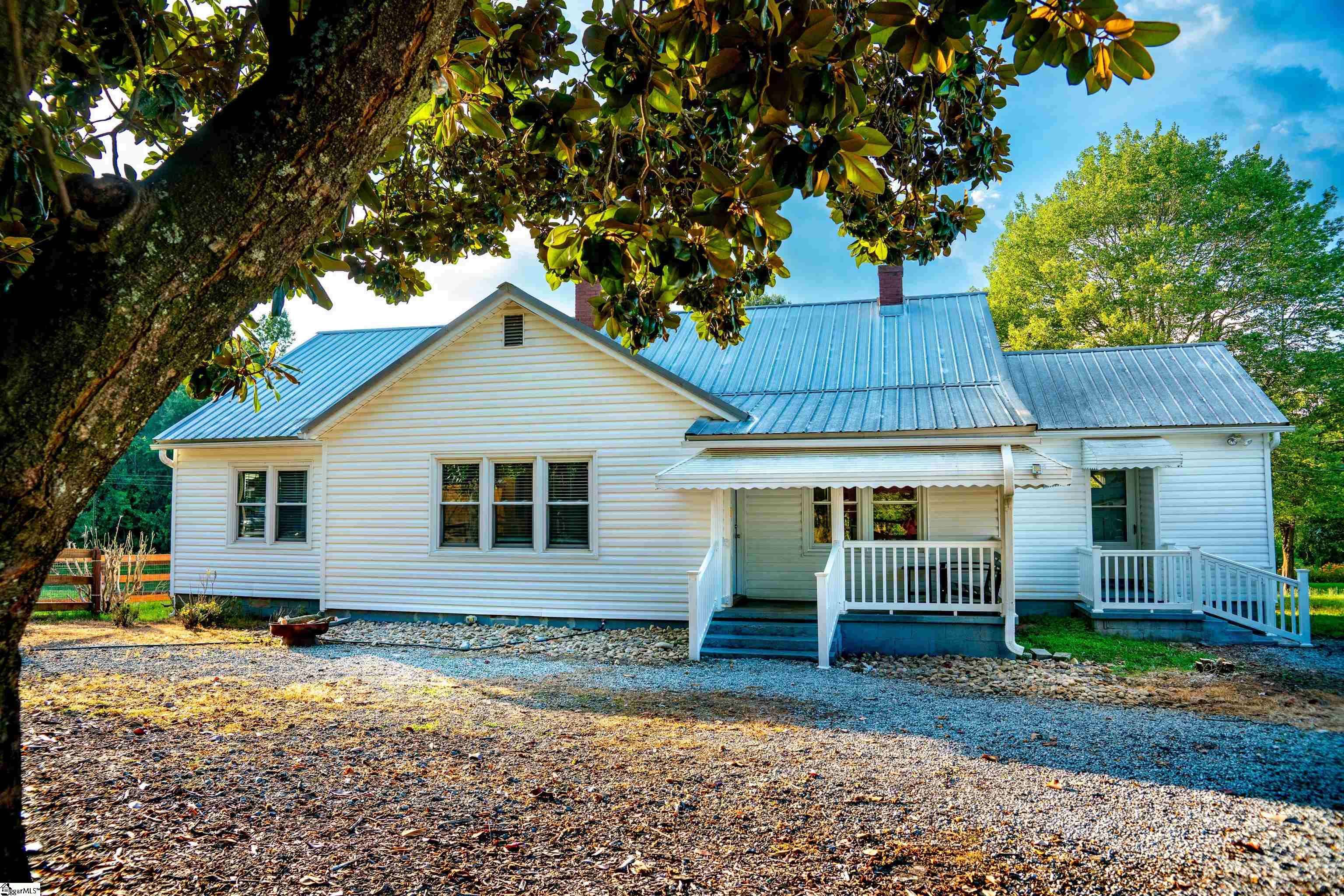 415 Ware Road, Chesnee, SC 29323