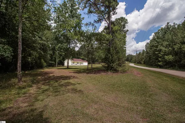 Woodruff, SC 29388,211 Elijah Simmons Road