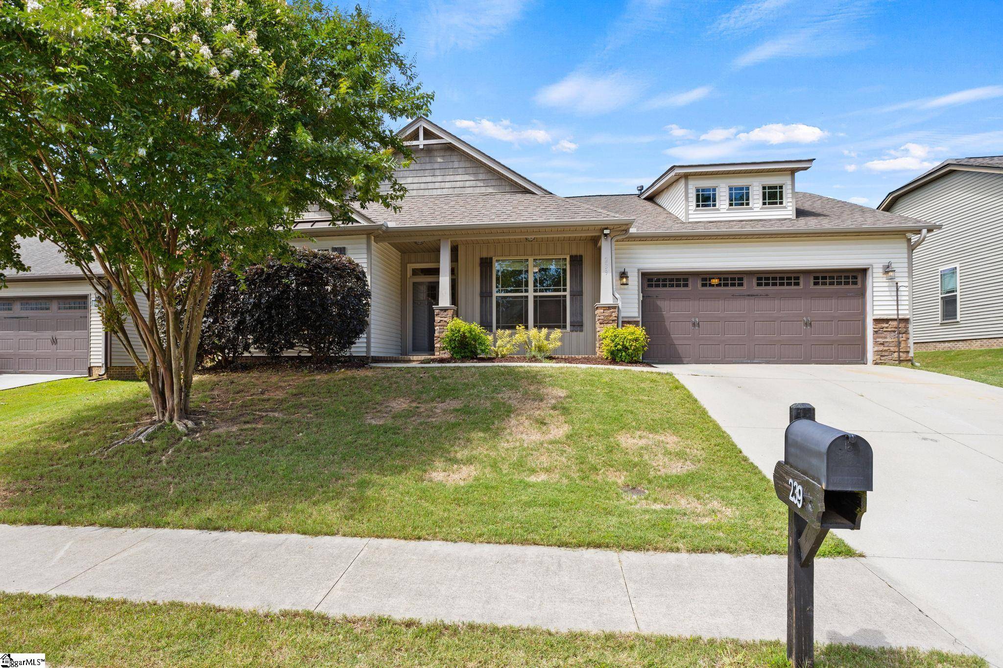 Simpsonville, SC 29681,239 Applehill Way
