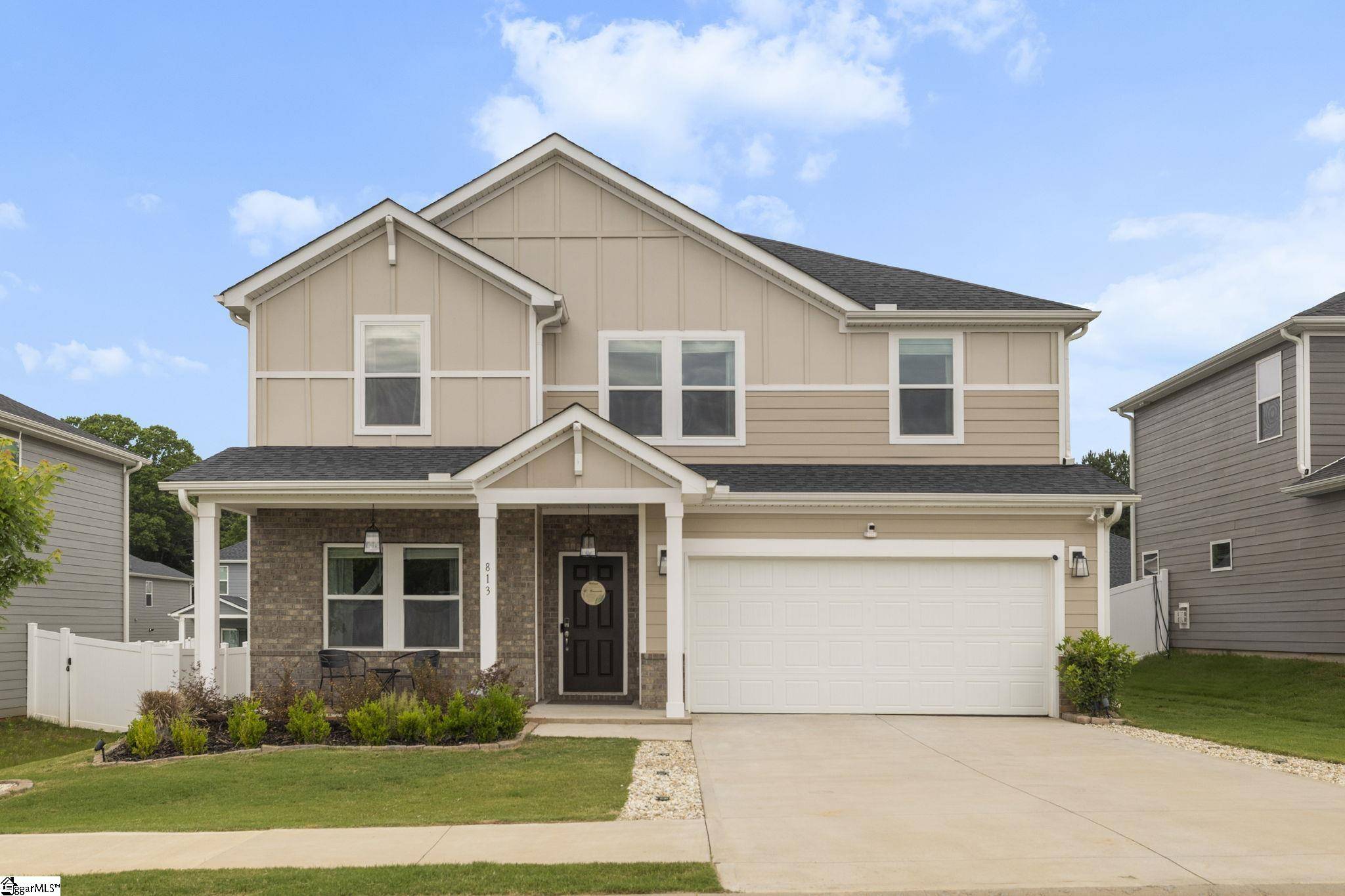 813 Elgon Walk Drive, Fountain Inn, SC 29644