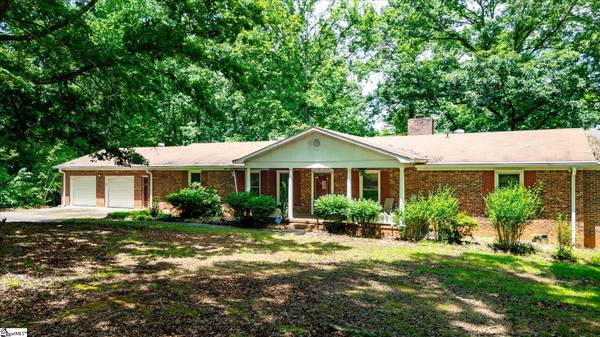 15 Suttles Road, Campobello, SC 29322