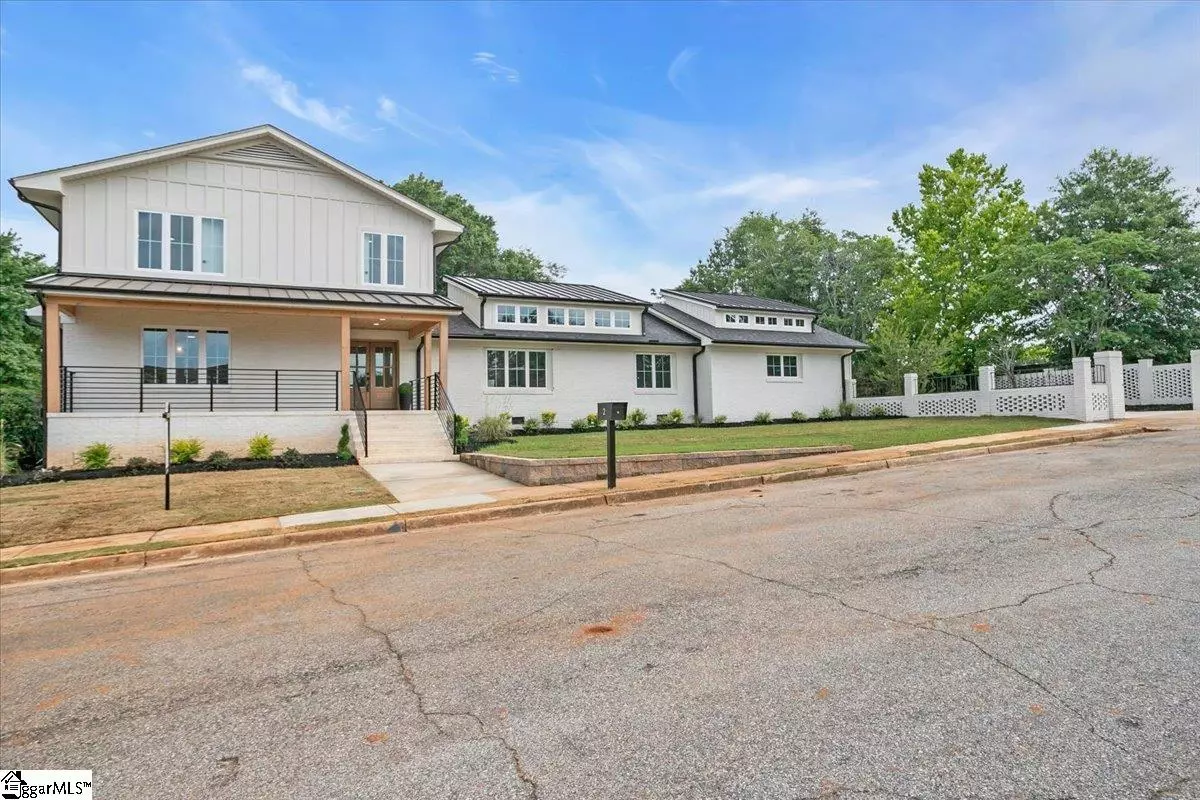 Greenville, SC 29607,2 Dahlglen Avenue