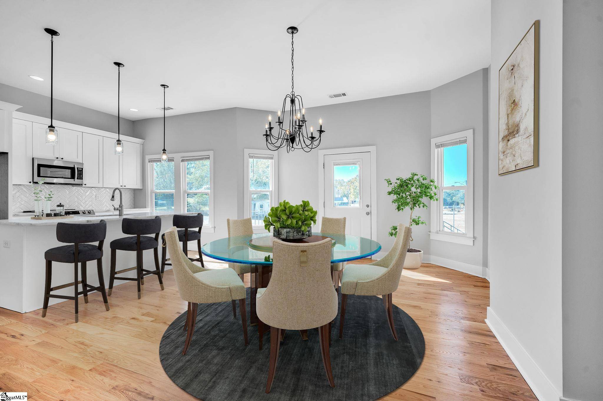 Greenville, SC 29605,825 Green Avenue