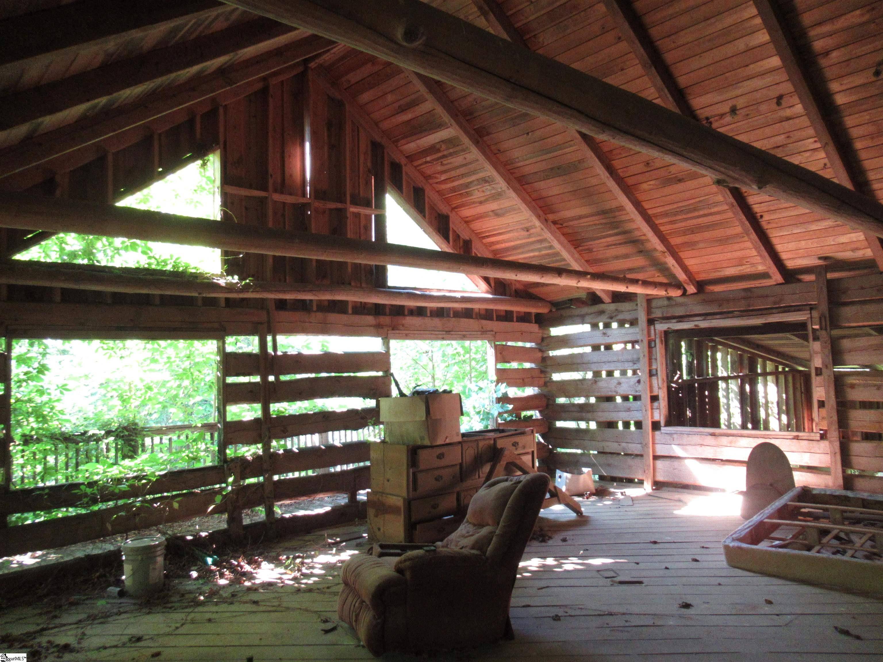 Pickens, SC 29671,5615 Highway 11