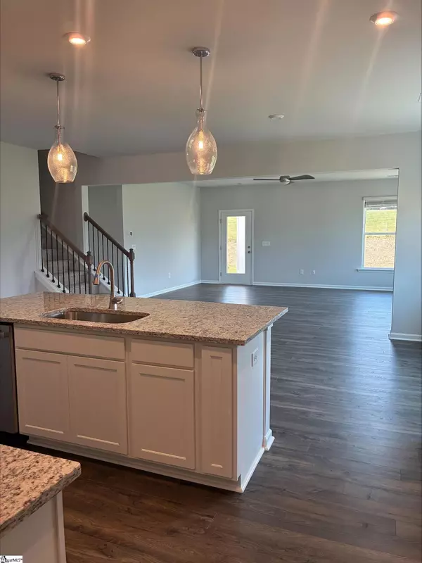 Greenville, SC 29607,907 Maridian Street