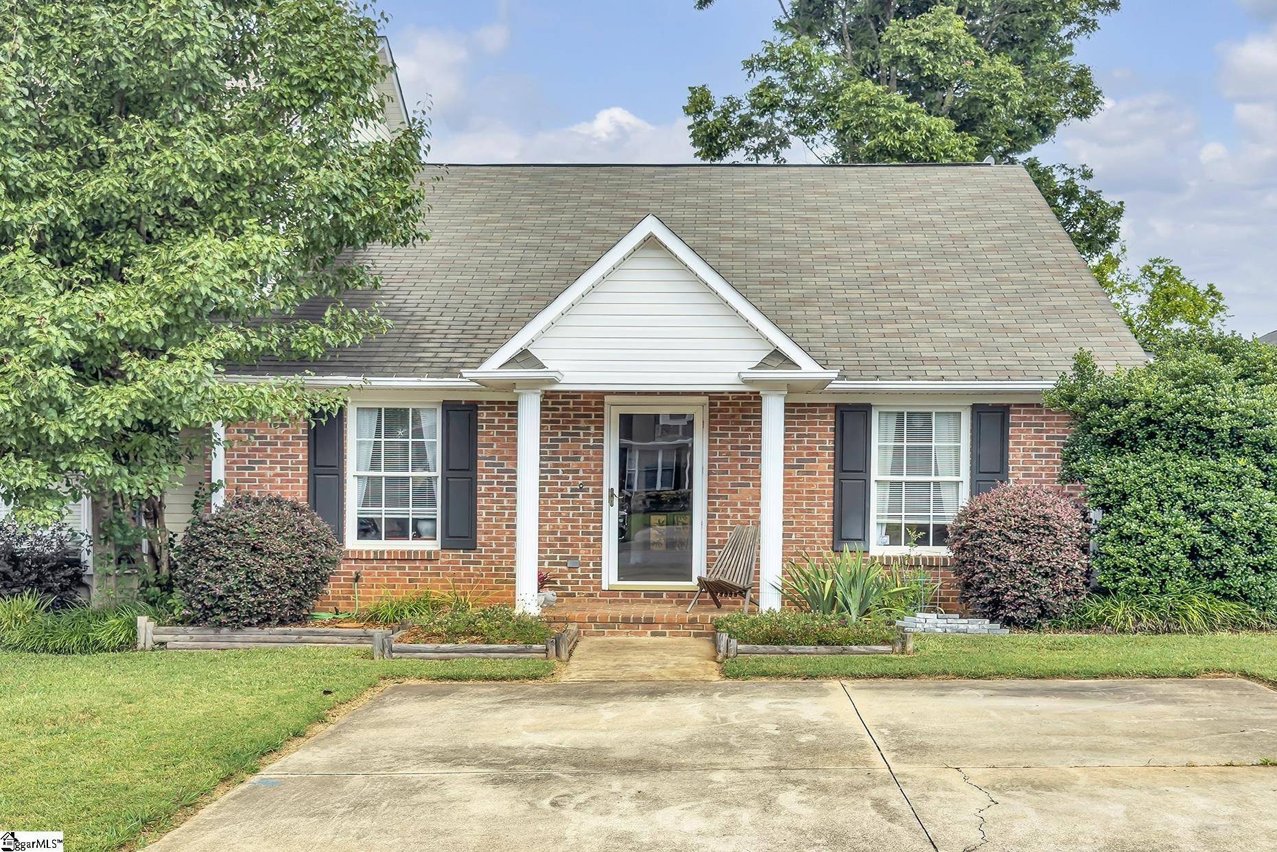 360 W Pointe Drive, Spartanburg, SC 29301