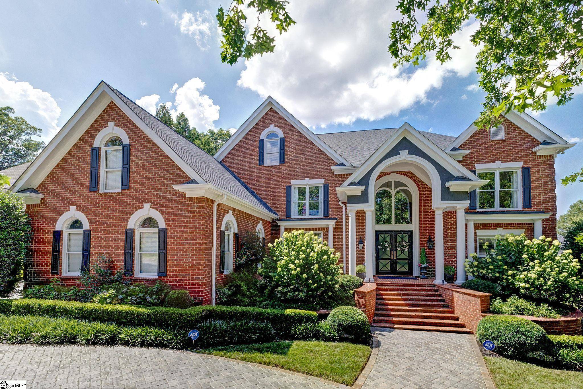 12 Baronne Court, Greer, SC 29650