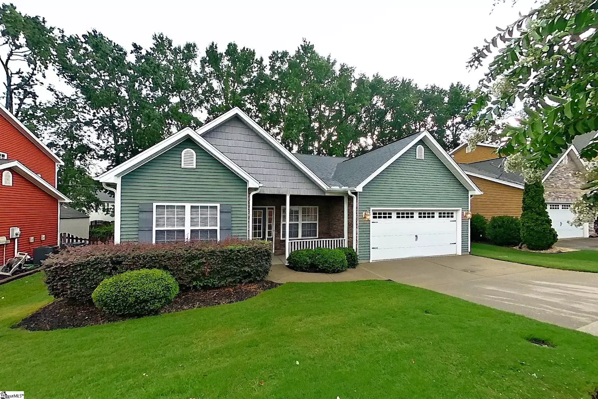 Simpsonville, SC 29681-5540,10 Lost Tree Lane