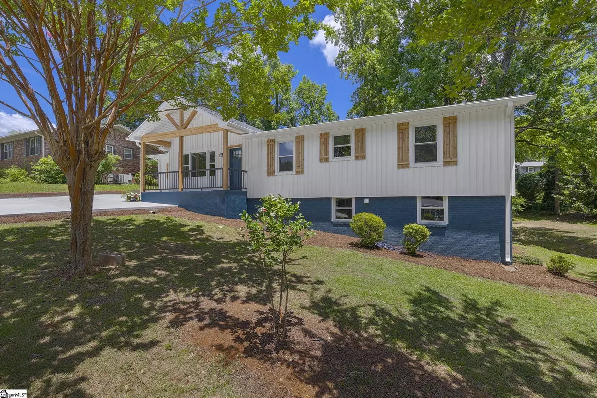 Greenville, SC 29609,112 Pennwood Lane