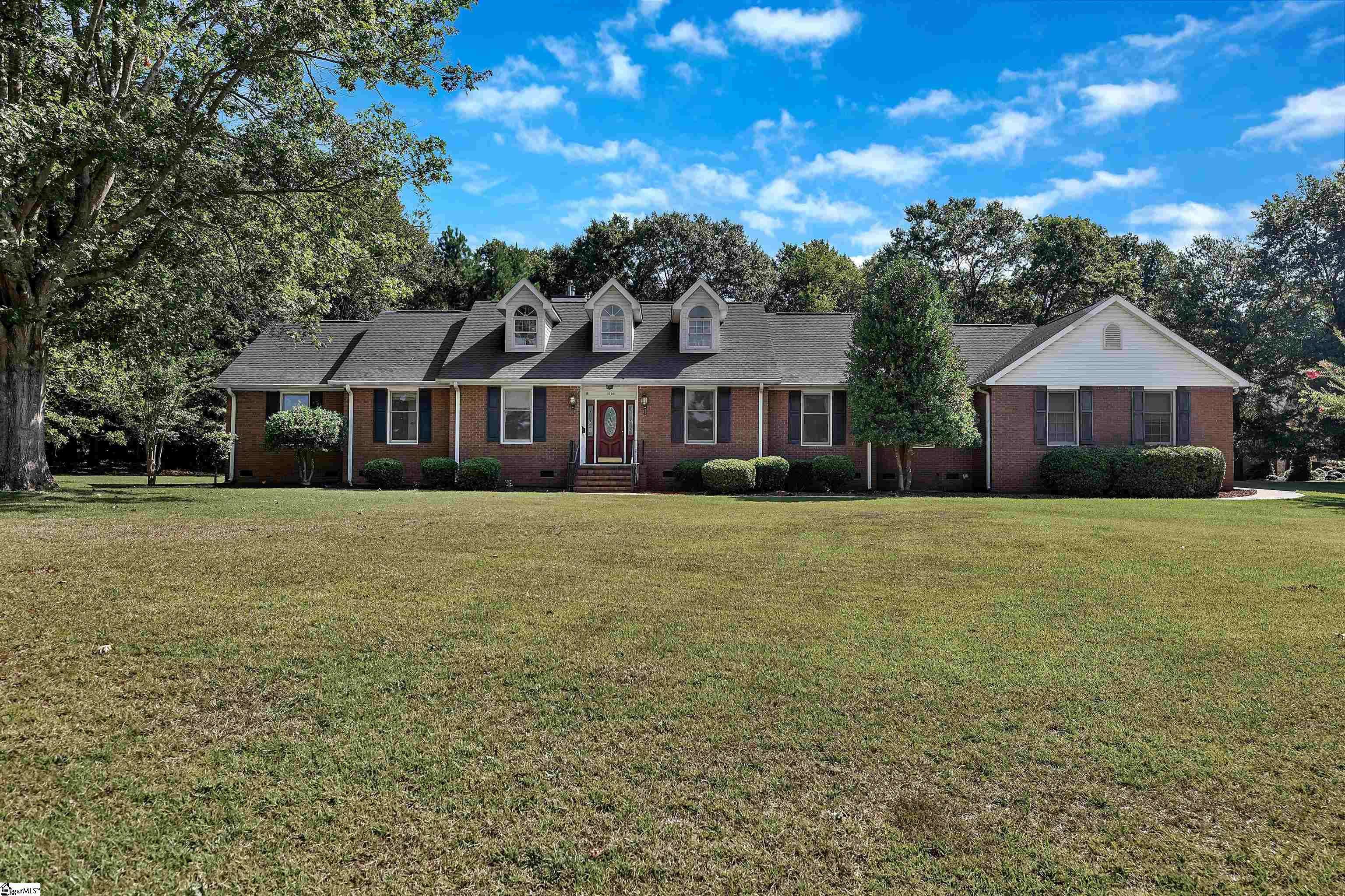 1000 Meadow Lane, Anderson, SC 29621