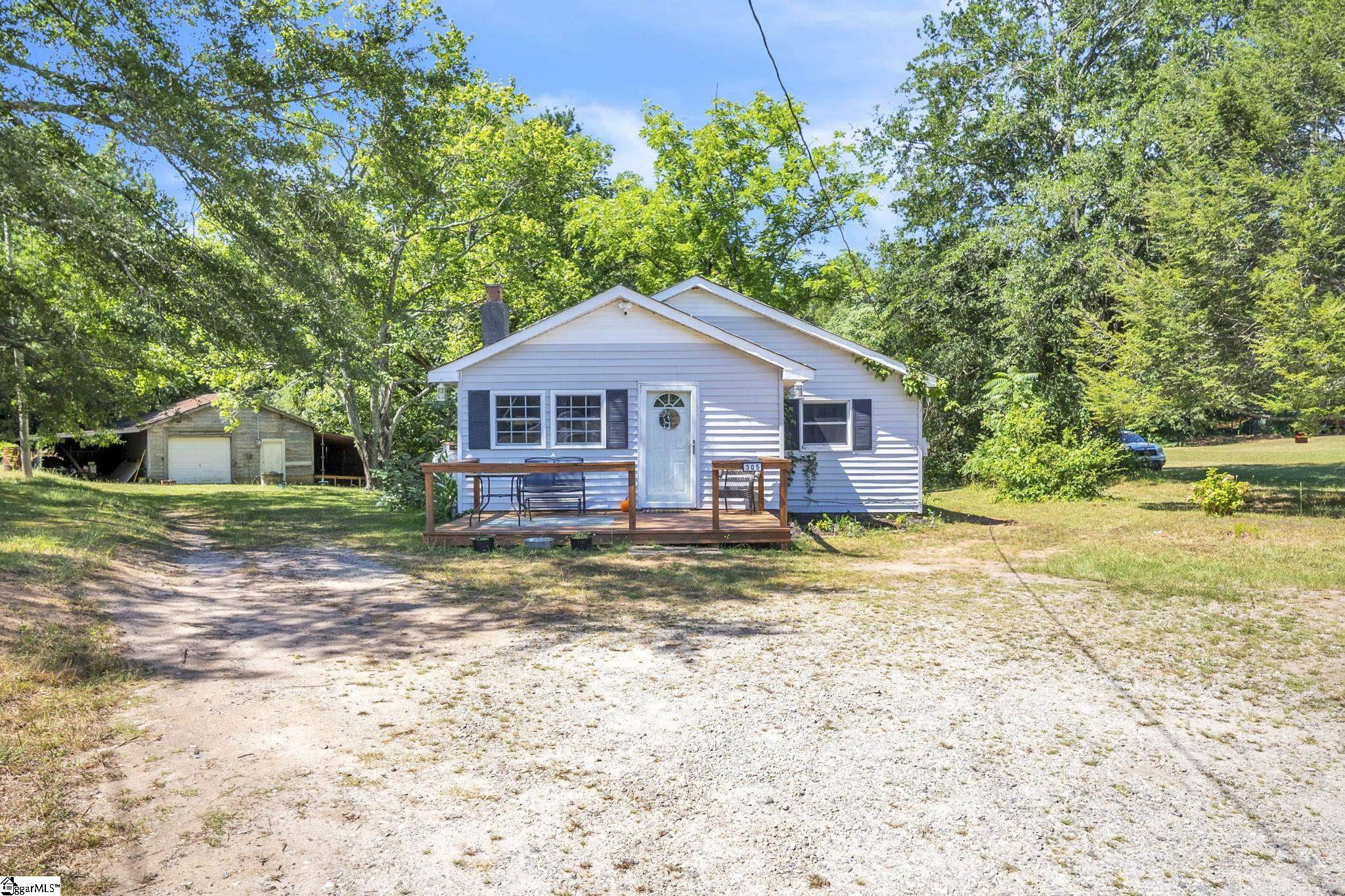 305 Belue Mill Road, Landrum, SC 29356