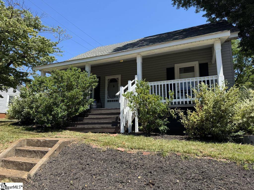 16 Inglesby Street, Greer, SC 29650