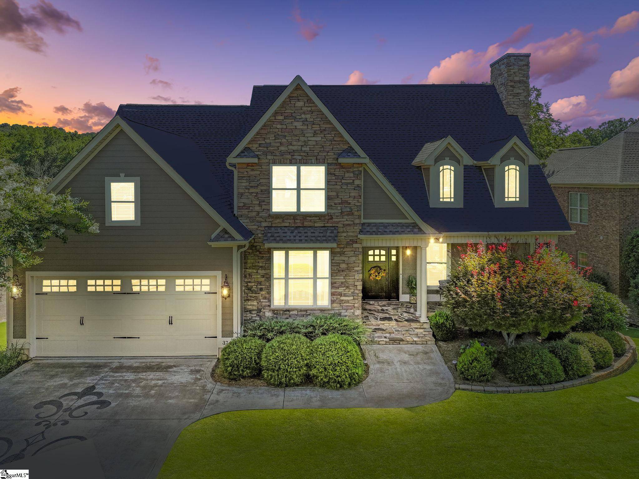 Inman, SC 29349,374 S Woodfin Ridge Drive